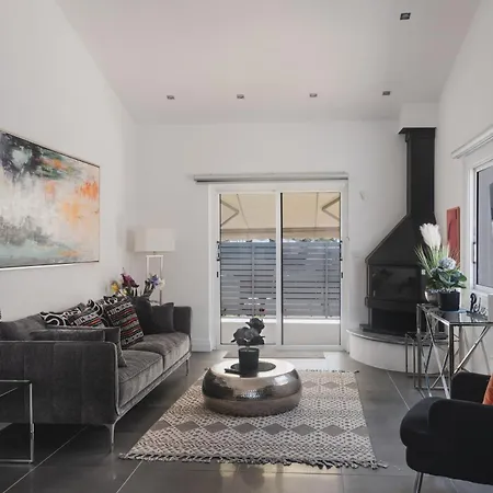 Phaedrus Living Luxury Botanic בית נופש Paphos